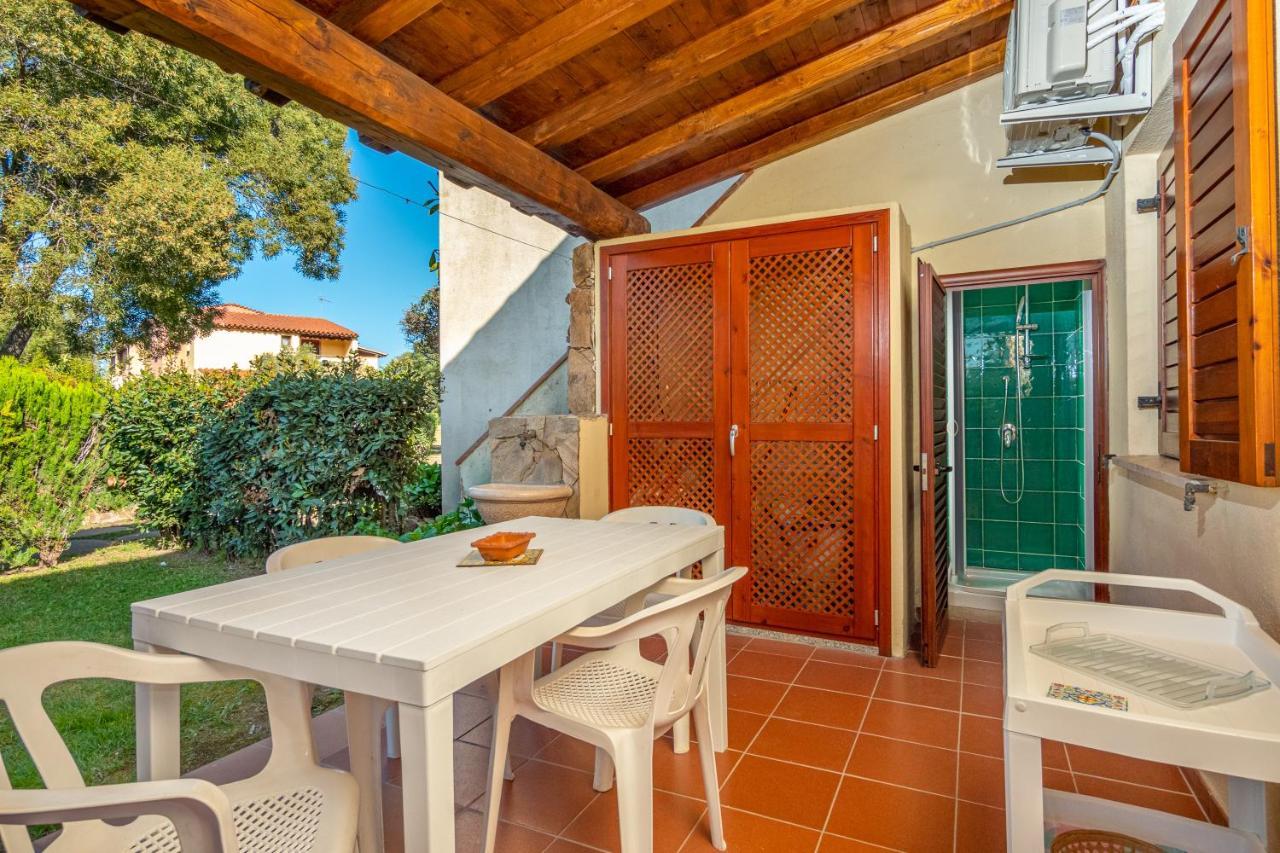 Holiday House Li Piri San Teodoro  Exteriör bild